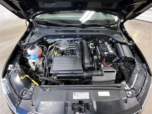 Used 2017 Volkswagen Jetta S image 25