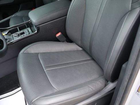 Used 2024 Kia Sorento SX AWD/4WD image 18