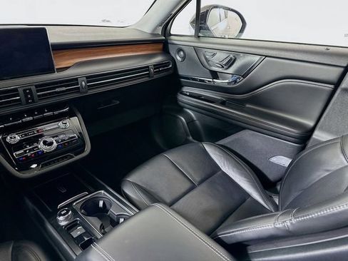 Used 2020 Lincoln Corsair Reserve w/ Elements Package image 27