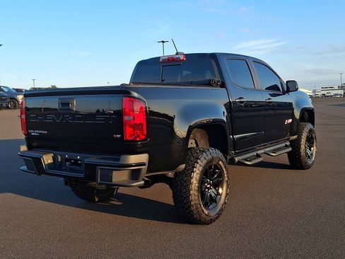 Used 2021 Chevrolet Colorado Z71 w/ Z71 Midnight Edition AWD/4WD image 6