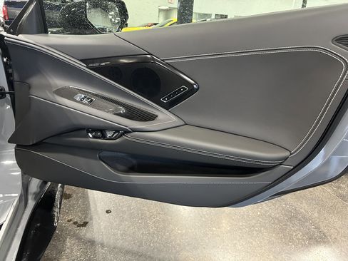 Used 2025 Chevrolet Corvette Z06 w/ Stealth Interior Trim Package RWD image 14