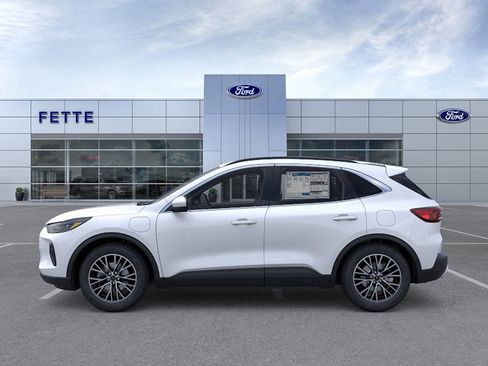 New 2025 Ford Escape SE w/ PHEV Premium Package FWD image 3