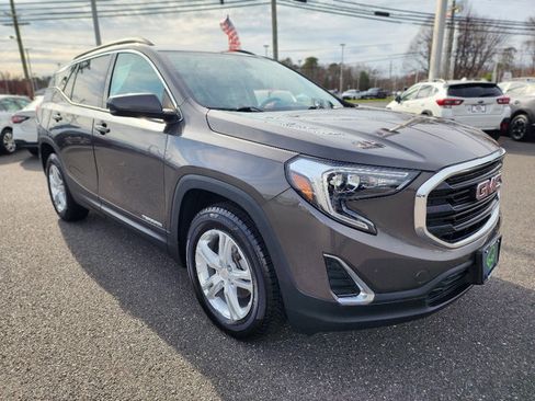 Used 2019 GMC Terrain SLE w/ Driver Convenience Package image 23