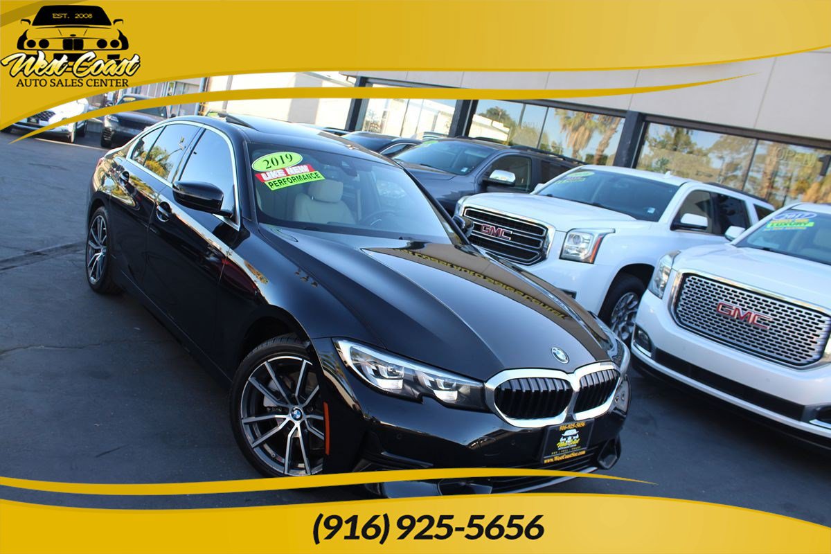 Used 2019 BMW 330i Sedan w/ Driving Assistance Package RWD image 1