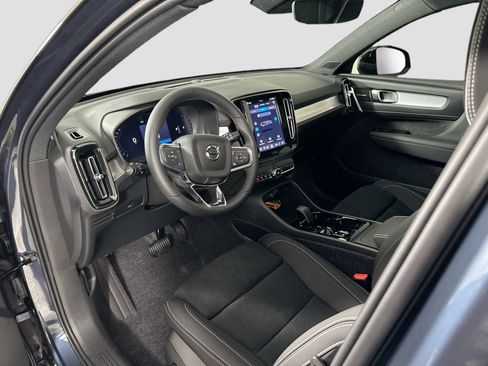 New 2026 Volvo XC40 B5 Ultra w/ Protection Package Premier image 10