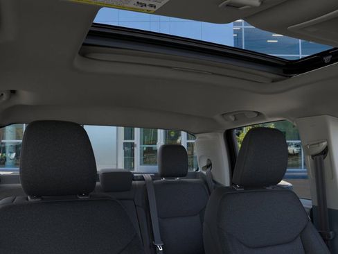 New 2025 Ford Maverick XLT w/ XLT Luxury Package image 22