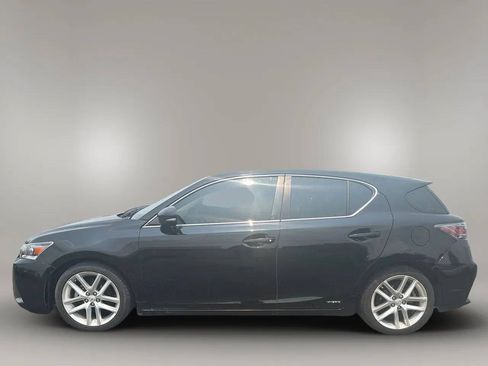Used 2014 Lexus CT 200h w/ Seat Comfort Package FWD image 4