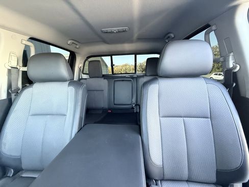 Used 2021 Nissan Titan S w/ S Utility Package image 23