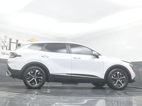 Used 2025 Kia Sportage EX image 53