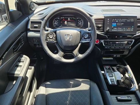 Used 2023 Honda Passport Elite image 11