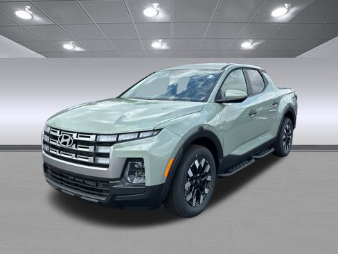 New 2025 Hyundai Santa Cruz SE image 3
