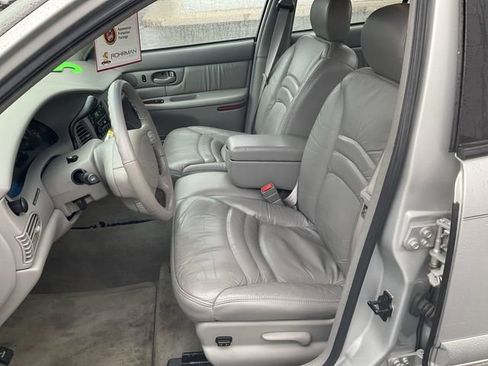 Used 2000 Buick Century Limited w/ Prestige Pkg image 10