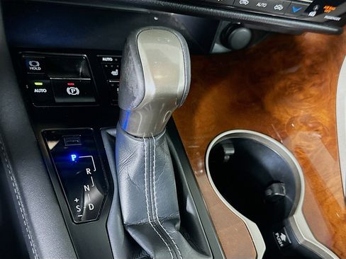Used 2018 Lexus RX 350L image 25