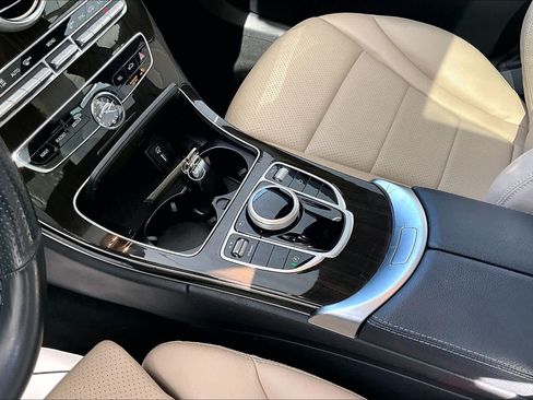 Used 2019 Mercedes-Benz C 300 Sedan image 17