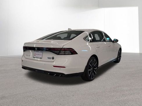 New 2025 Honda Accord Touring image 34