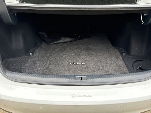 Used 2019 Lexus IS 300 F Sport w/ F Sport Package AWD/4WD image 19