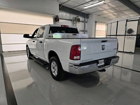 Used 2022 RAM 1500 Tradesman w/ Chrome Appearance Group AWD/4WD image 8