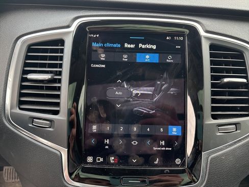 Certified 2023 Volvo XC90 B6 Core w/ Climate Package image 23