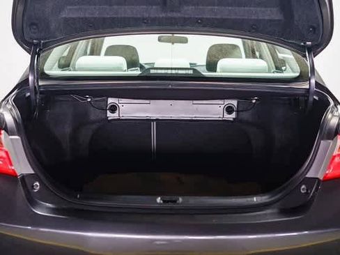 Used 2009 Toyota Camry LE image 27