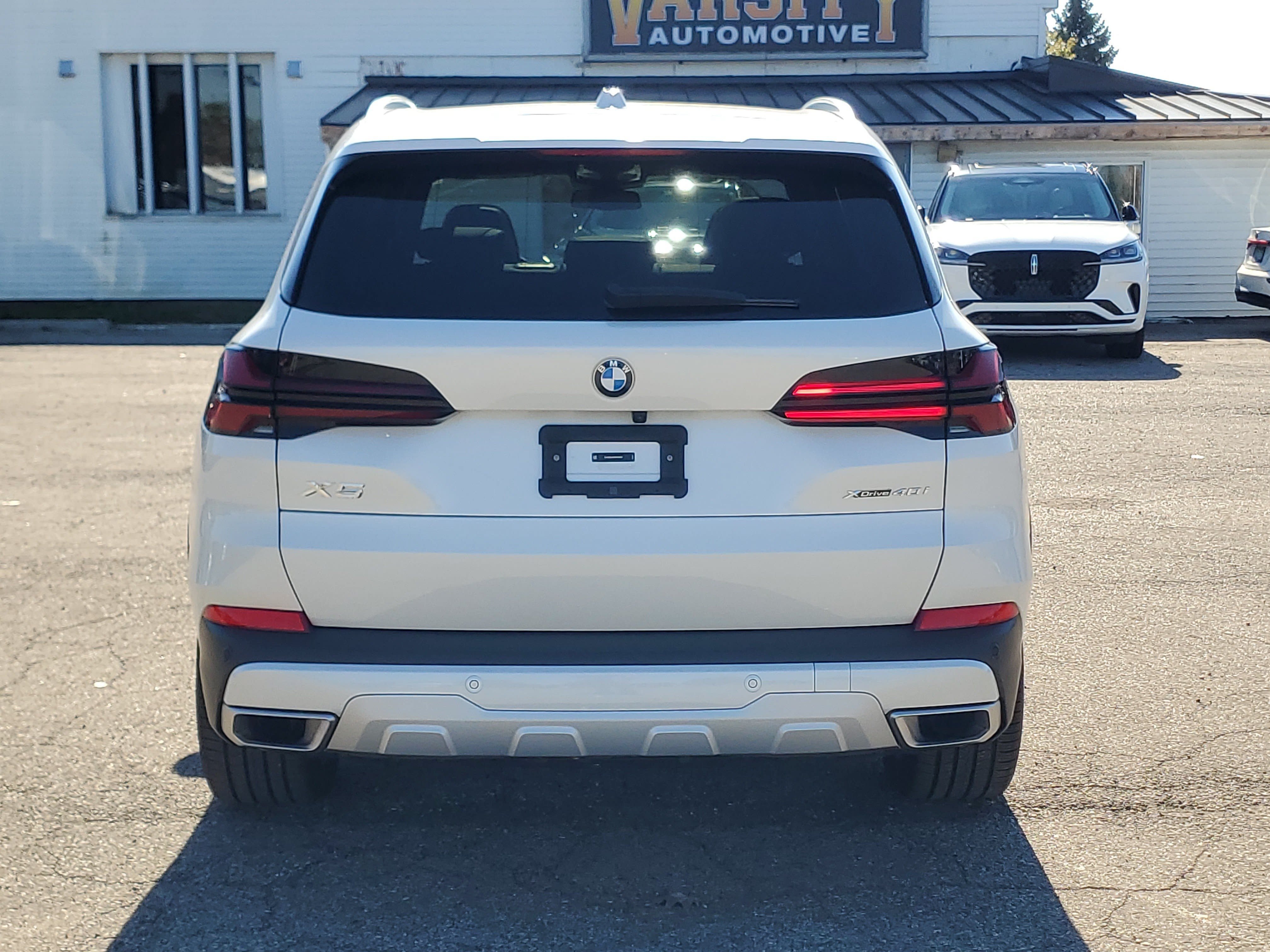 Used 2024 BMW X5 xDrive40i AWD/4WD image 5