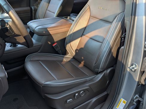 Used 2024 GMC Sierra 1500 Denali w/ Denali Reserve Package image 17