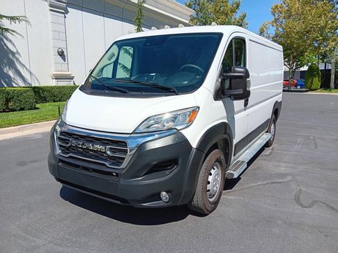 Used 2023 RAM ProMaster 2500 image 3