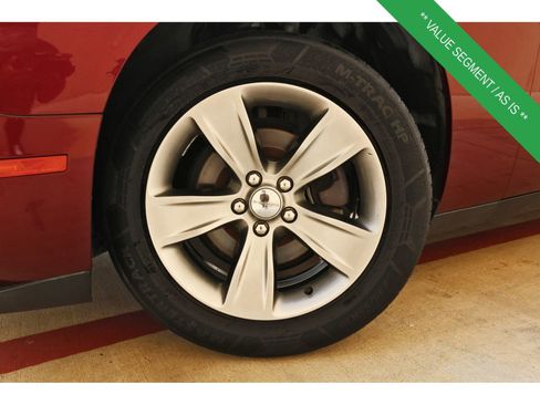 Used 2020 Dodge Challenger SXT RWD image 31