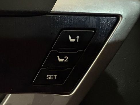 Used 2023 Toyota Tundra Platinum image 14