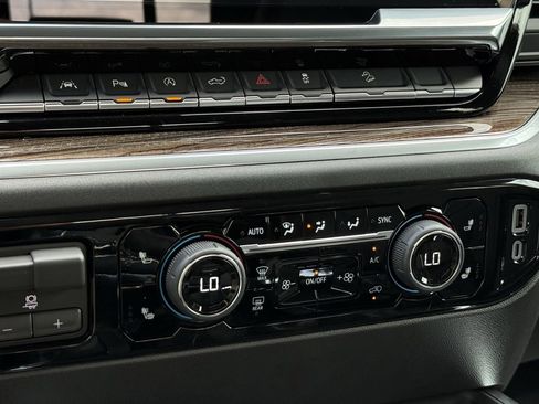 New 2026 Chevrolet Silverado 1500 LT Trail Boss w/ LT Trail Boss Premium Package AWD/4WD image 17
