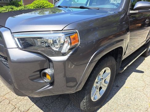Used 2015 Toyota 4Runner SR5 Premium AWD/4WD image 25