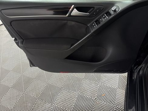 Used 2013 Volkswagen GTI 4-Door FWD image 10
