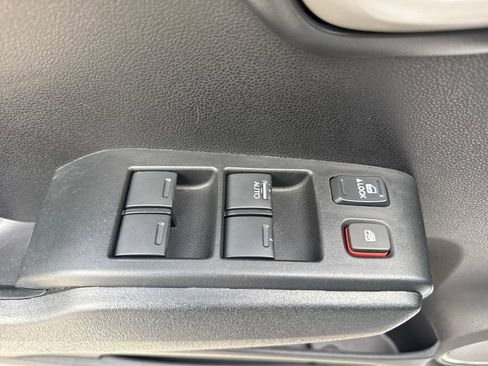 Used 2013 Honda Fit Sport image 15