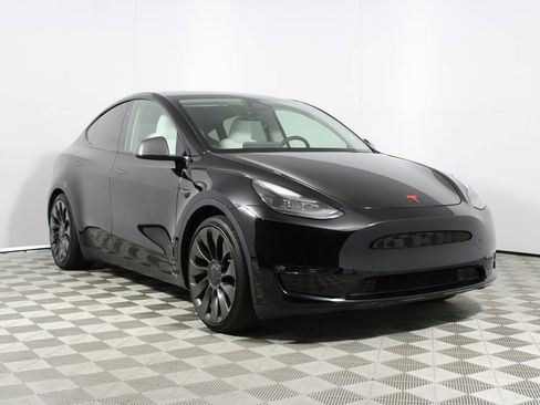 Used 2023 Tesla Model Y Performance AWD/4WD image 24