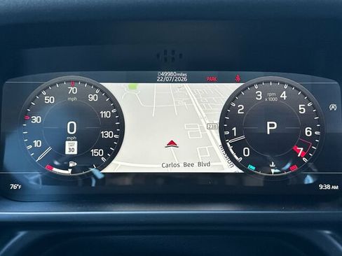 Used 2022 Land Rover Defender 110 S AWD/4WD image 32
