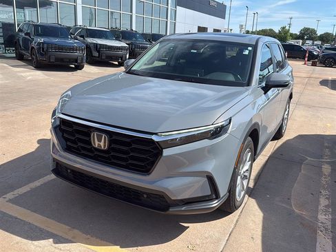 Used 2025 Honda CR-V EX-L image 2