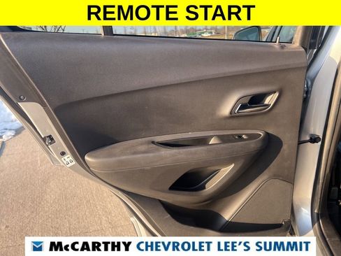 Used 2018 Chevrolet Trax LT w/ LT Convenience Package image 25