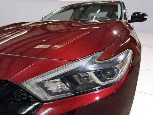 Used 2016 Nissan Maxima SR image 9