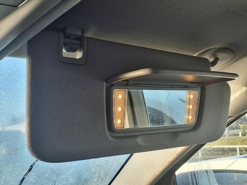 Used 2021 Chevrolet Equinox LT image 13