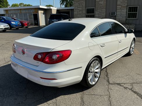 Used 2010 Volkswagen CC VR6 Sport image 3