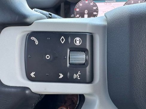 Used 2024 Land Rover Defender 110 X-Dynamic SE image 20