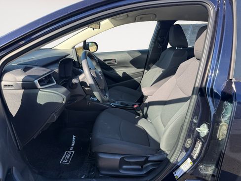 Used 2022 Toyota Corolla LE image 10