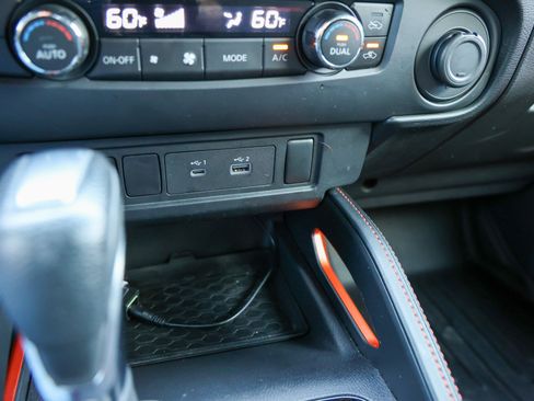 Used 2024 Nissan Frontier Pro-X RWD image 24