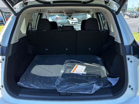 New 2026 Nissan Rogue SV w/ Cold Weather Package FWD image 32