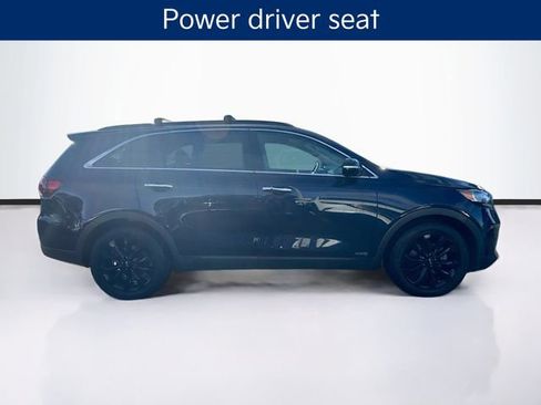 Used 2020 Kia Sorento S image 9
