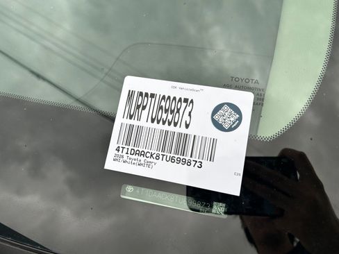 Used 2026 Toyota Camry LE FWD image 31