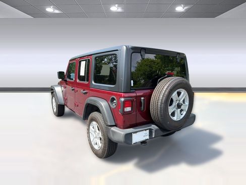 Used 2022 Jeep Wrangler Unlimited Sport AWD/4WD image 3