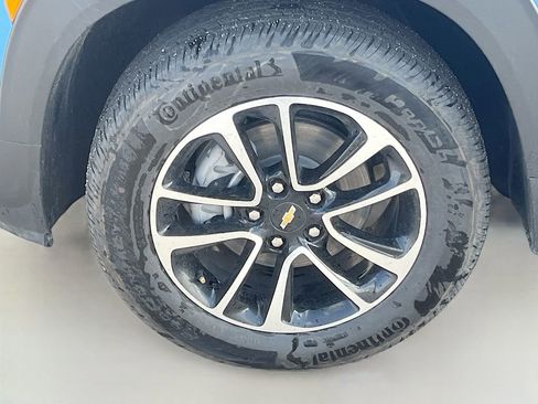 Used 2024 Chevrolet TrailBlazer LT w/ LT Cold Weather Package image 30