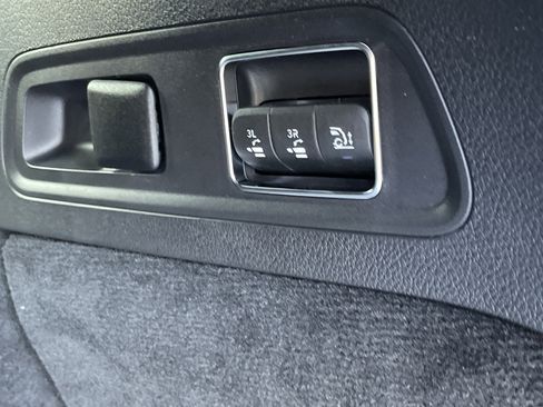 New 2026 Mercedes-Benz GLS 450 4MATIC image 11