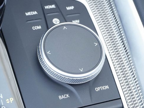 Used 2026 BMW Z4 M40i image 29