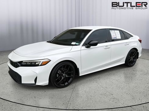 Used 2026 Honda Civic Sport image 1